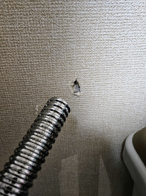 空いてしまった壁