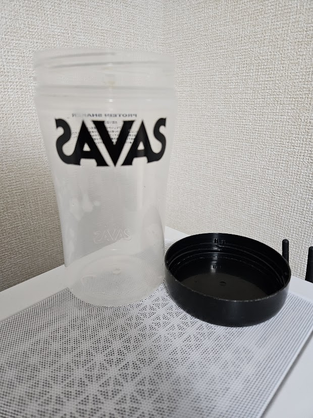 飲み終えて洗ったシェイカー
